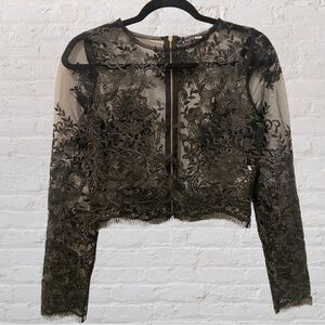 NWOT. Fashion Nova. Embrace my lace crop top. Size: SMALL